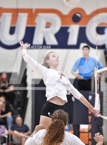 Thumbnail 2 in Tustin @ Cypress photogallery.