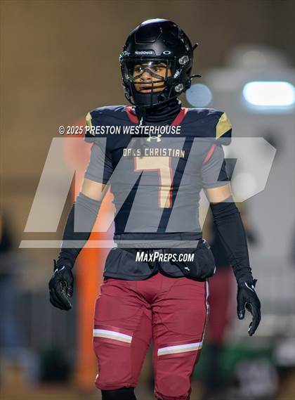 Thumbnail 1 in St. Bonaventure vs Oaks Christian (CIF SS Division 4 Round 1) photogallery.