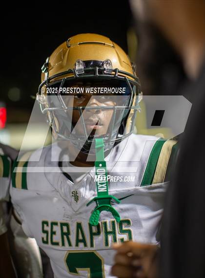 Thumbnail 3 in St. Bonaventure vs Oaks Christian (CIF SS Division 4 Round 1) photogallery.