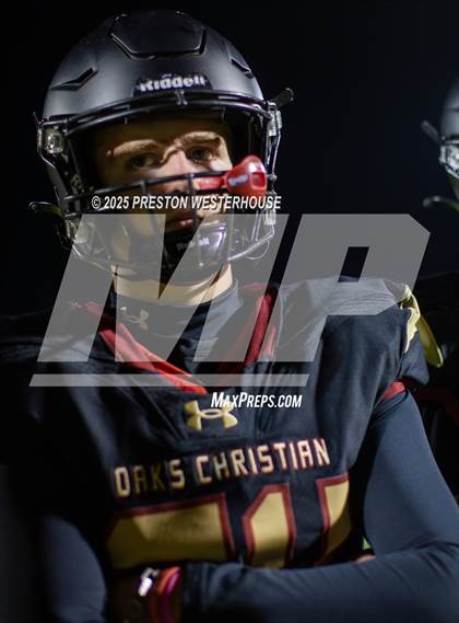 Thumbnail 3 in St. Bonaventure vs Oaks Christian (CIF SS Division 4 Round 1) photogallery.