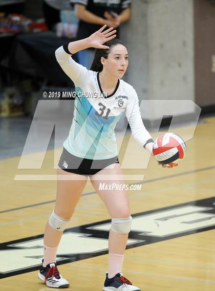 Thumbnail 2 in El Toro @ Aliso Niguel photogallery.