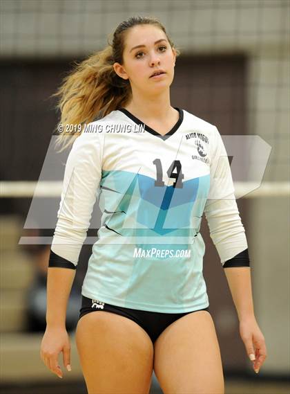 Thumbnail 3 in El Toro @ Aliso Niguel photogallery.