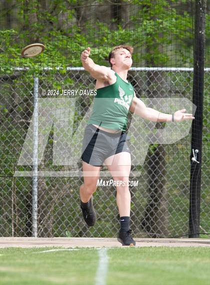 Thumbnail 1 in Gilmer Meet photogallery.