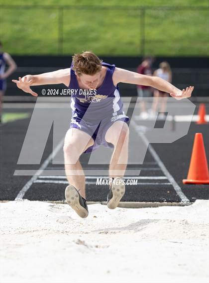 Thumbnail 3 in Gilmer Meet photogallery.