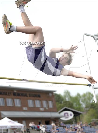 Thumbnail 3 in Gilmer Meet photogallery.