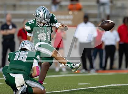 Thumbnail 2 in Splendora @ West Fork photogallery.
