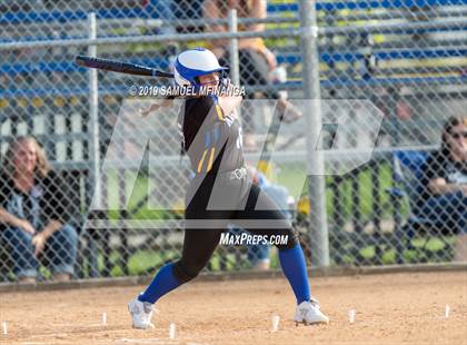 Thumbnail 3 in Kearney @ Lincoln Northeast photogallery.