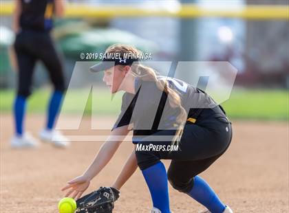 Thumbnail 2 in Kearney @ Lincoln Northeast photogallery.