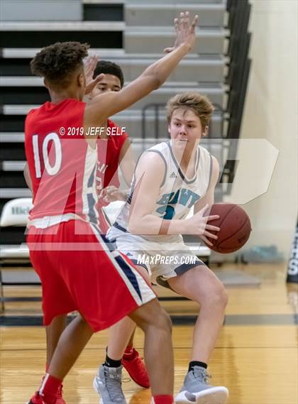 Thumbnail 1 in Grassfield @ Hickory photogallery.