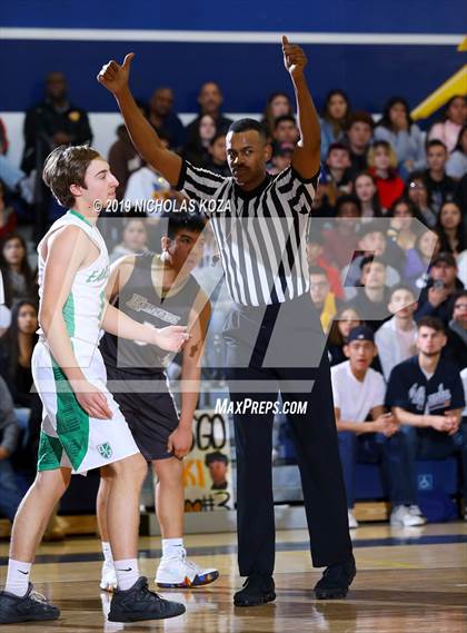 Thumbnail 2 in Eagle Rock vs. Kennedy (CIF LASC D2 Finals) photogallery.