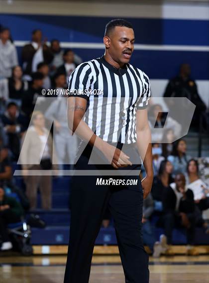 Thumbnail 1 in Eagle Rock vs. Kennedy (CIF LASC D2 Finals) photogallery.
