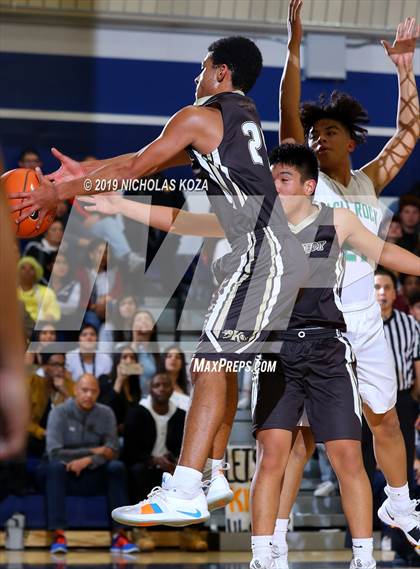 Thumbnail 1 in Eagle Rock vs. Kennedy (CIF LASC D2 Finals) photogallery.