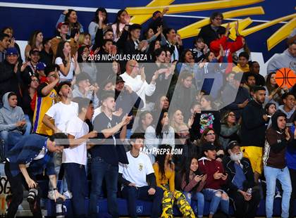 Thumbnail 2 in Eagle Rock vs. Kennedy (CIF LASC D2 Finals) photogallery.
