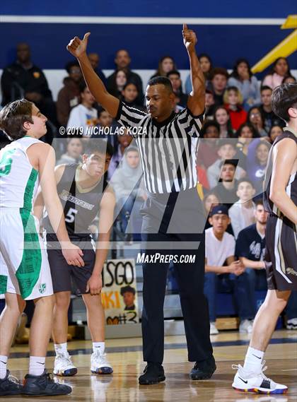 Thumbnail 1 in Eagle Rock vs. Kennedy (CIF LASC D2 Finals) photogallery.
