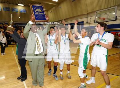 Thumbnail 1 in Eagle Rock vs. Kennedy (CIF LASC D2 Finals) photogallery.
