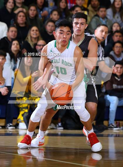 Thumbnail 2 in Eagle Rock vs. Kennedy (CIF LASC D2 Finals) photogallery.