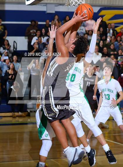 Thumbnail 1 in Eagle Rock vs. Kennedy (CIF LASC D2 Finals) photogallery.