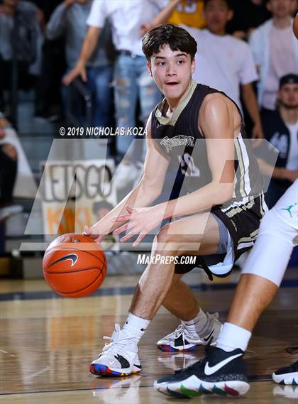 Thumbnail 2 in Eagle Rock vs. Kennedy (CIF LASC D2 Finals) photogallery.