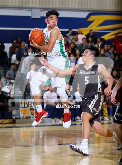 Thumbnail 2 in Eagle Rock vs. Kennedy (CIF LASC D2 Finals) photogallery.