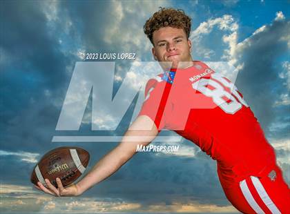 Thumbnail 1 in Mater Dei (Preseason Top 25 Photo Shoot) photogallery.