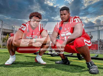 Thumbnail 1 in Mater Dei (Preseason Top 25 Photo Shoot) photogallery.