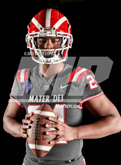 Thumbnail 1 in Mater Dei (Preseason Top 25 Photo Shoot) photogallery.