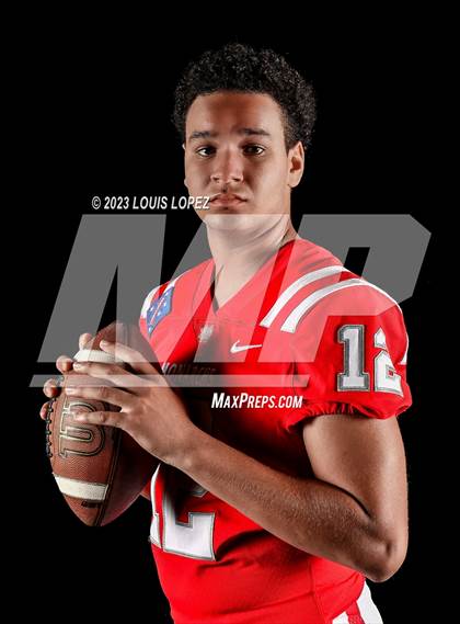 Thumbnail 2 in Mater Dei (Preseason Top 25 Photo Shoot) photogallery.