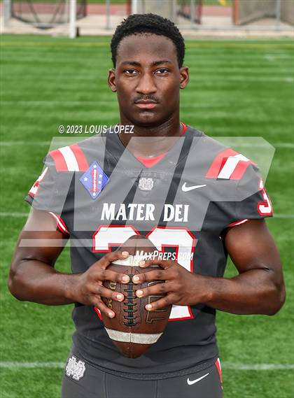 Thumbnail 3 in Mater Dei (Preseason Top 25 Photo Shoot) photogallery.