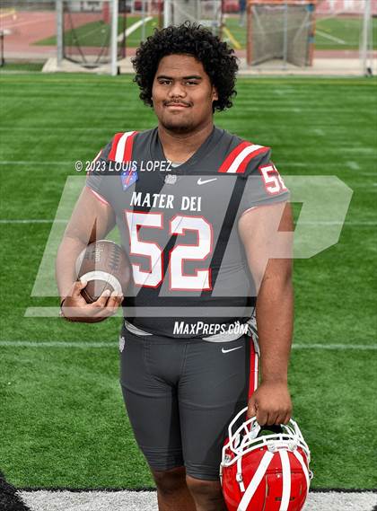 Thumbnail 1 in Mater Dei (Preseason Top 25 Photo Shoot) photogallery.