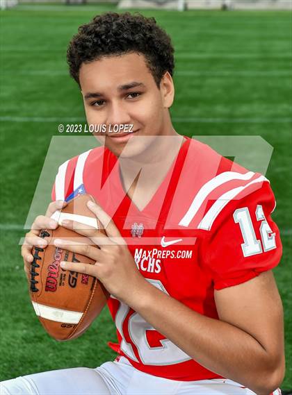 Thumbnail 1 in Mater Dei (Preseason Top 25 Photo Shoot) photogallery.