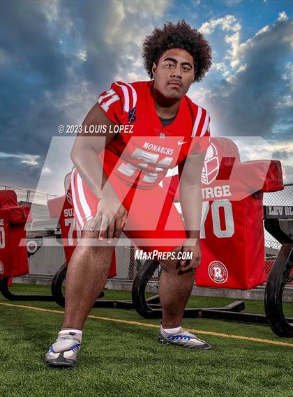 Thumbnail 2 in Mater Dei (Preseason Top 25 Photo Shoot) photogallery.