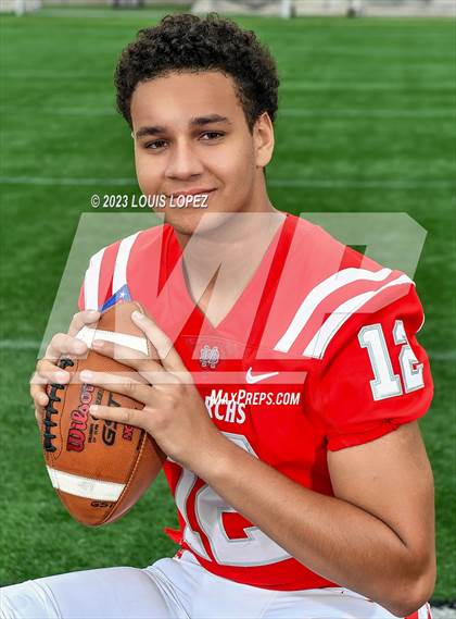 Thumbnail 3 in Mater Dei (Preseason Top 25 Photo Shoot) photogallery.