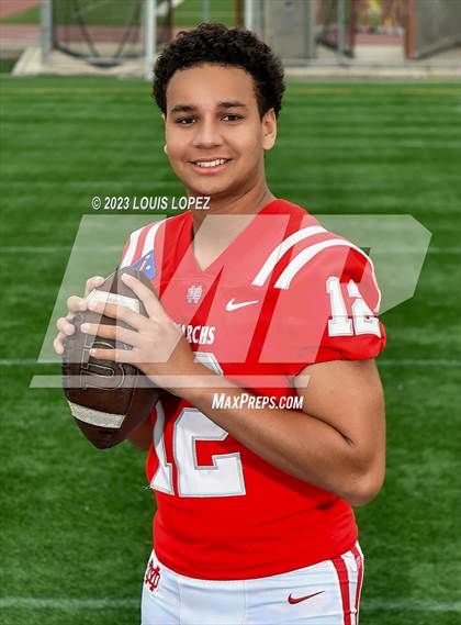 Thumbnail 3 in Mater Dei (Preseason Top 25 Photo Shoot) photogallery.