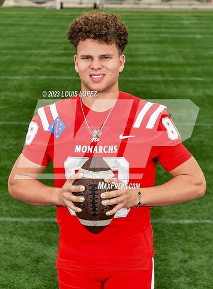 Thumbnail 2 in Mater Dei (Preseason Top 25 Photo Shoot) photogallery.