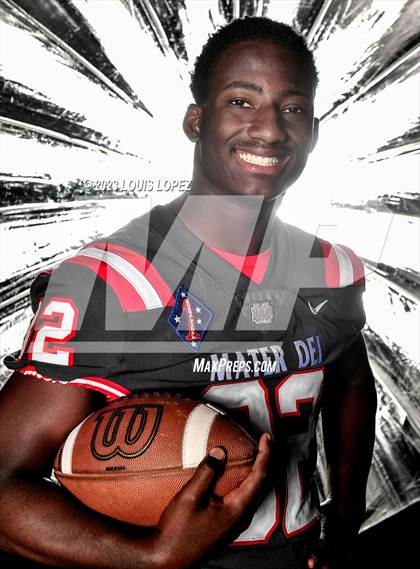 Thumbnail 1 in Mater Dei (Preseason Top 25 Photo Shoot) photogallery.
