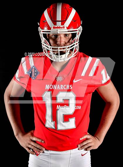 Thumbnail 2 in Mater Dei (Preseason Top 25 Photo Shoot) photogallery.