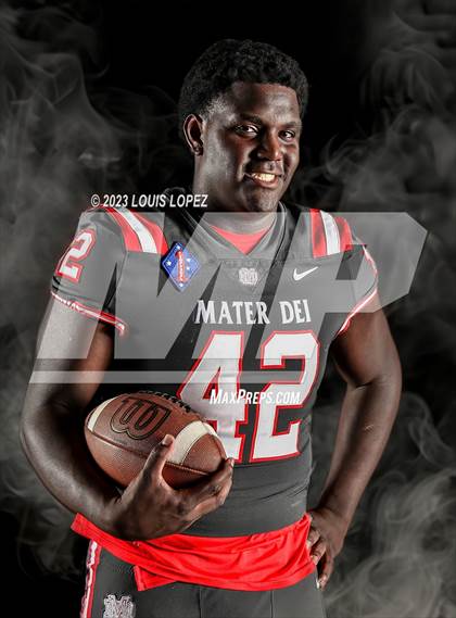 Thumbnail 2 in Mater Dei (Preseason Top 25 Photo Shoot) photogallery.