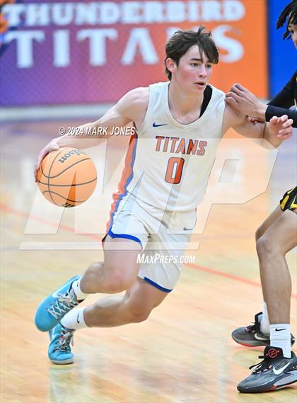 Thumbnail 1 in Thunderbird vs. Salpointe Catholic (AIA 4A Round 1 Playoff) photogallery.