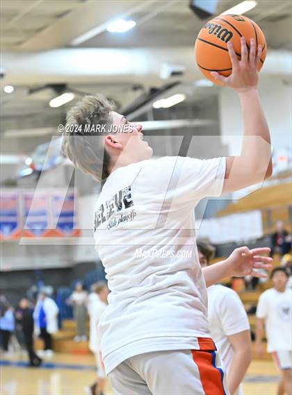 Thumbnail 2 in Thunderbird vs. Salpointe Catholic (AIA 4A Round 1 Playoff) photogallery.