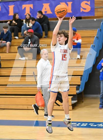 Thumbnail 2 in Thunderbird vs. Salpointe Catholic (AIA 4A Round 1 Playoff) photogallery.