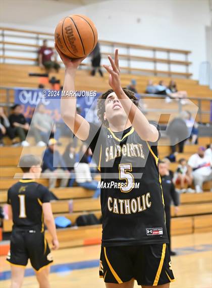 Thumbnail 2 in Thunderbird vs. Salpointe Catholic (AIA 4A Round 1 Playoff) photogallery.