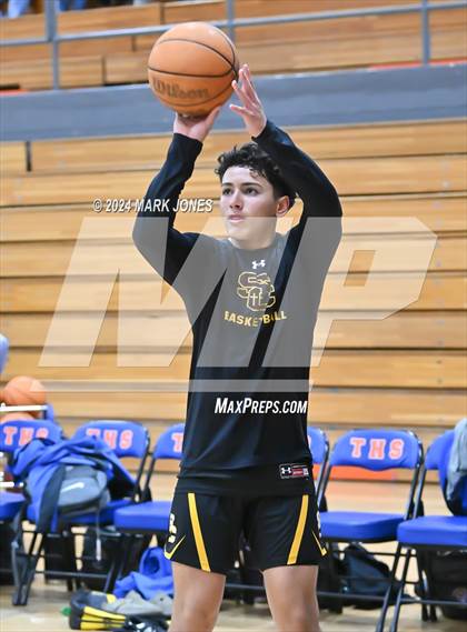Thumbnail 1 in Thunderbird vs. Salpointe Catholic (AIA 4A Round 1 Playoff) photogallery.