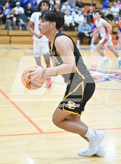Thumbnail 3 in Thunderbird vs. Salpointe Catholic (AIA 4A Round 1 Playoff) photogallery.