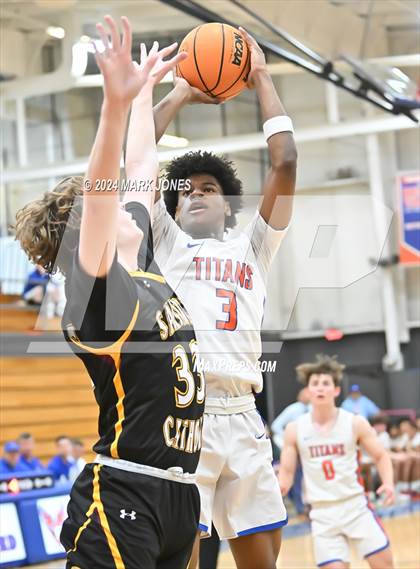 Thumbnail 2 in Thunderbird vs. Salpointe Catholic (AIA 4A Round 1 Playoff) photogallery.