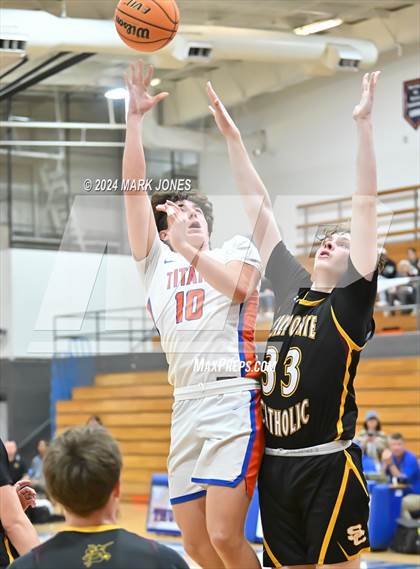 Thumbnail 1 in Thunderbird vs. Salpointe Catholic (AIA 4A Round 1 Playoff) photogallery.