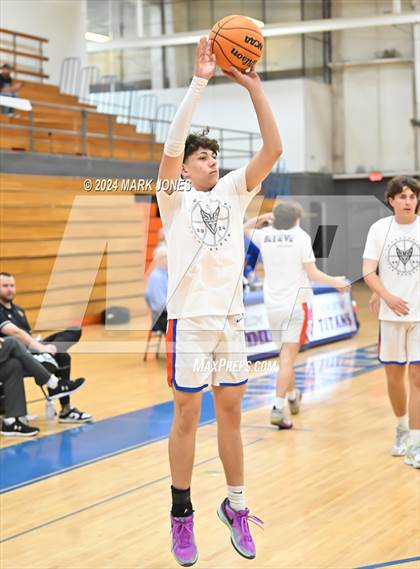 Thumbnail 3 in Thunderbird vs. Salpointe Catholic (AIA 4A Round 1 Playoff) photogallery.