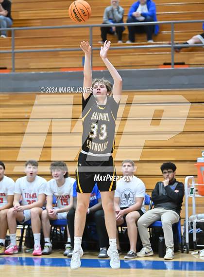 Thumbnail 2 in Thunderbird vs. Salpointe Catholic (AIA 4A Round 1 Playoff) photogallery.