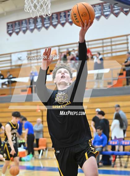 Thumbnail 1 in Thunderbird vs. Salpointe Catholic (AIA 4A Round 1 Playoff) photogallery.