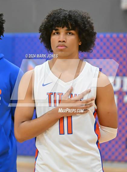 Thumbnail 3 in Thunderbird vs. Salpointe Catholic (AIA 4A Round 1 Playoff) photogallery.