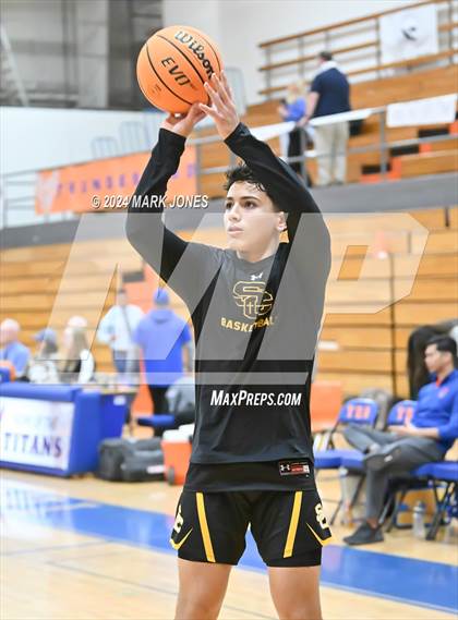 Thumbnail 3 in Thunderbird vs. Salpointe Catholic (AIA 4A Round 1 Playoff) photogallery.